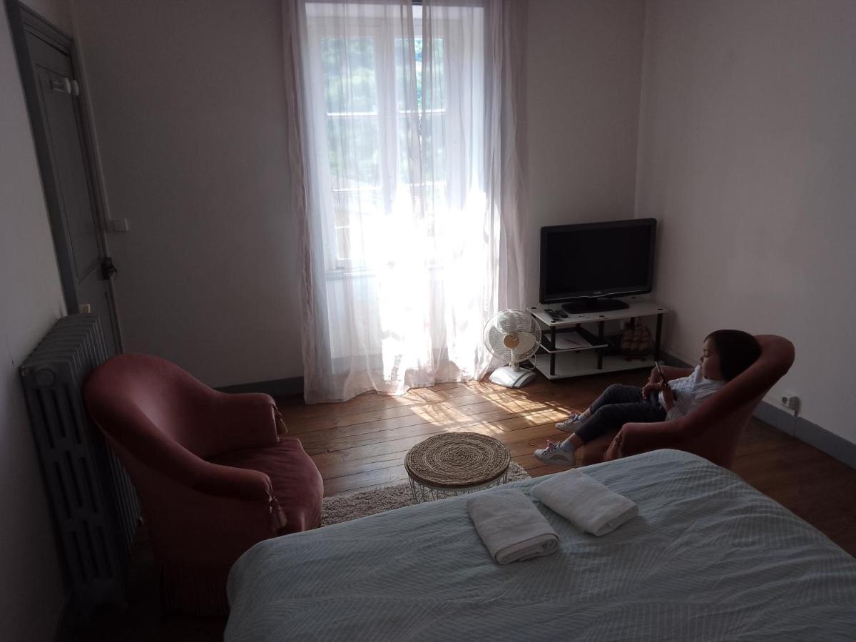 Bed and Breakfast La Chaloupe 4 Тьер Экстерьер фото