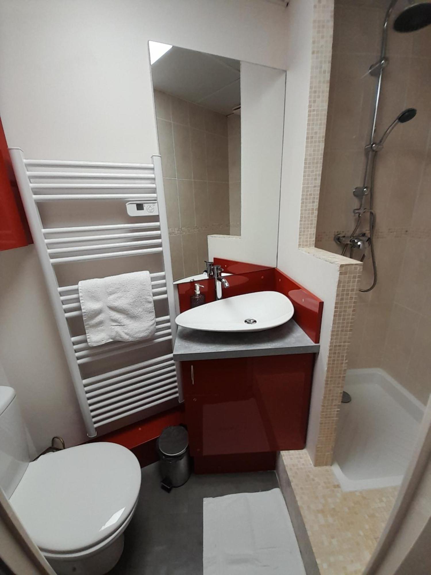 Bed and Breakfast La Chaloupe 4 Тьер Экстерьер фото