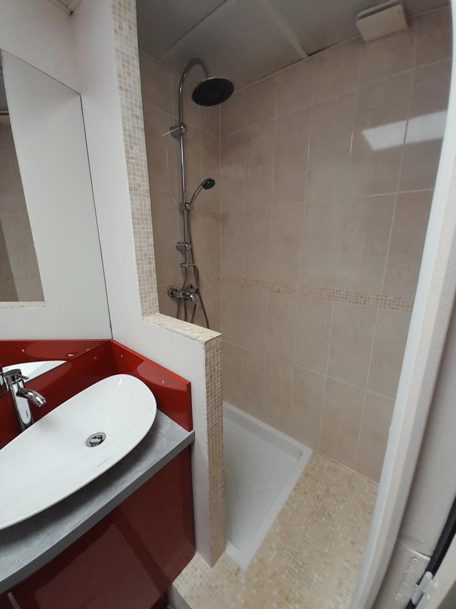 Bed and Breakfast La Chaloupe 4 Тьер Экстерьер фото